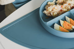 placemat | pastel blue